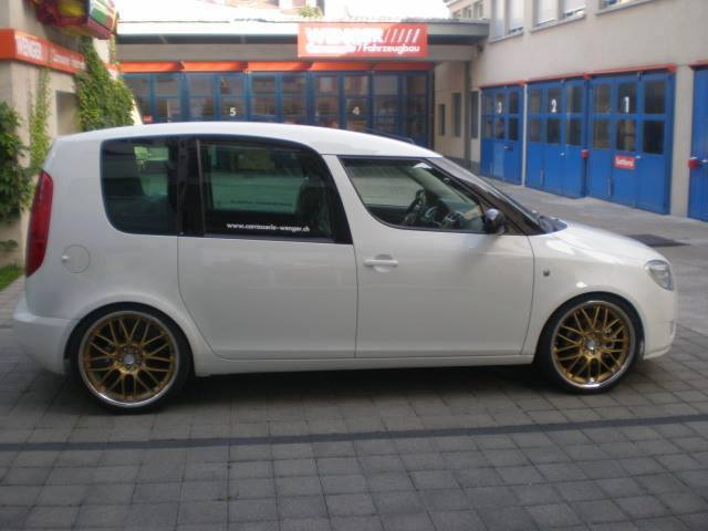 Skoda Roomster RS Center